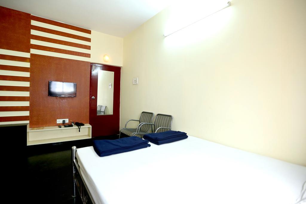 Central Guest House Καλκούτα Εξωτερικό φωτογραφία