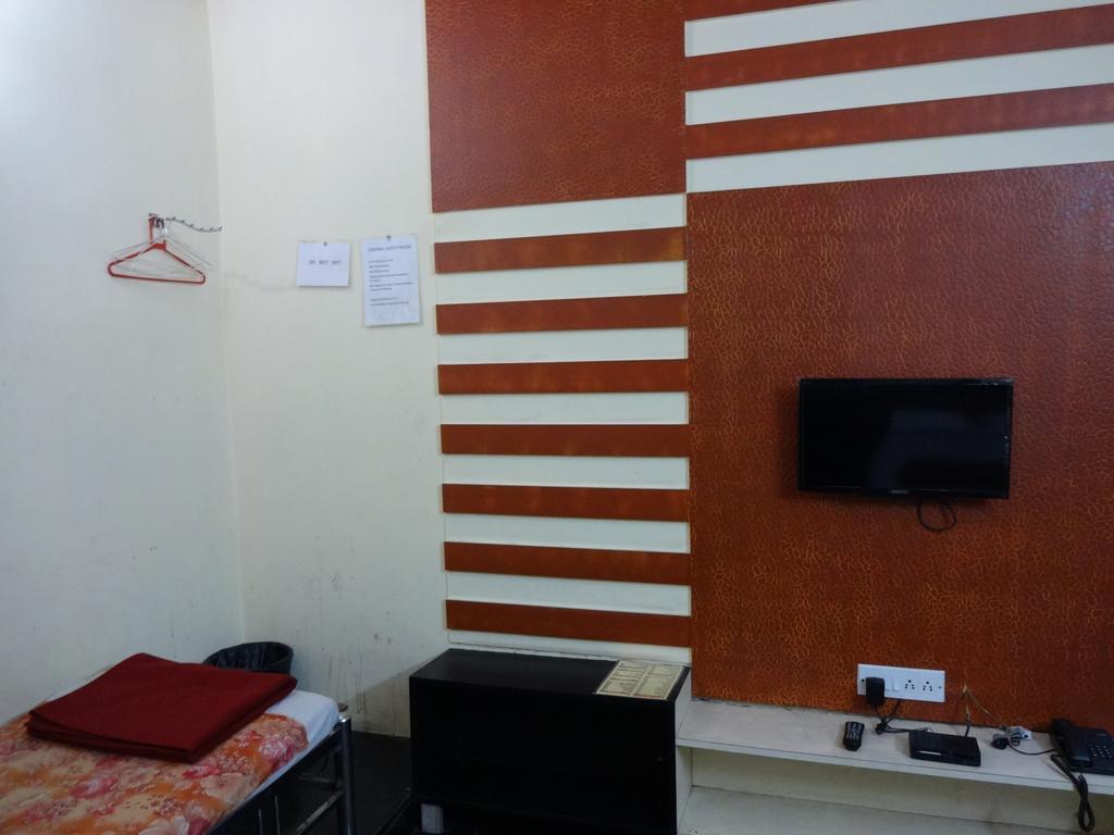 Central Guest House Καλκούτα Εξωτερικό φωτογραφία