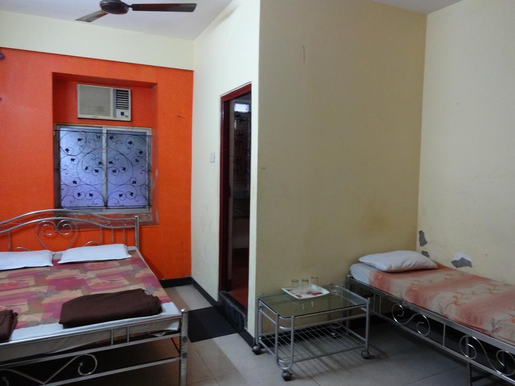 Central Guest House Καλκούτα Εξωτερικό φωτογραφία