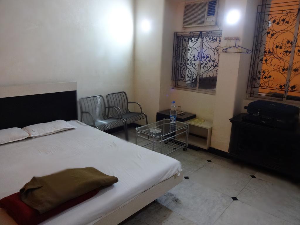 Central Guest House Καλκούτα Εξωτερικό φωτογραφία